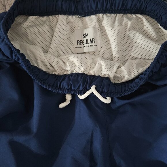 Air Force Physical Fitness Uniform - Picture 3 of 5